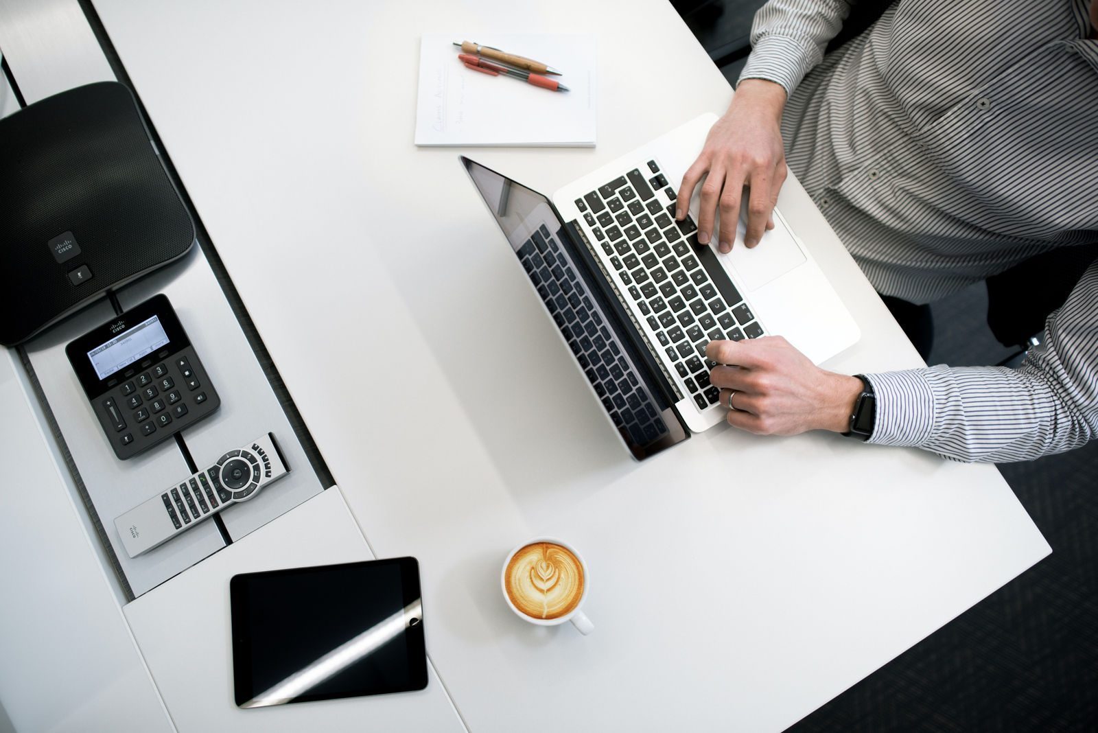From Bootstrapping Startup to Success Story – Step ByStep Business